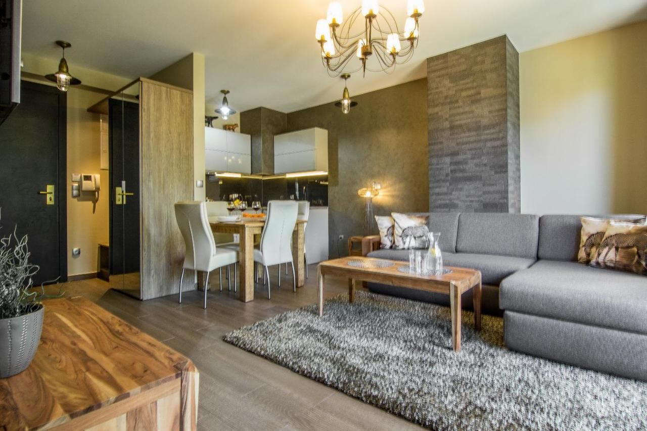 Апартаменты Apartamenty Pod Giewontem Lux&Spa Zakopane Закопане